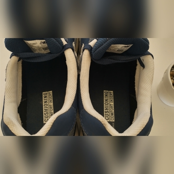 New Balance Athletic Blue Sneakers Mens Cushion Size 8 - Picture 7 of 11